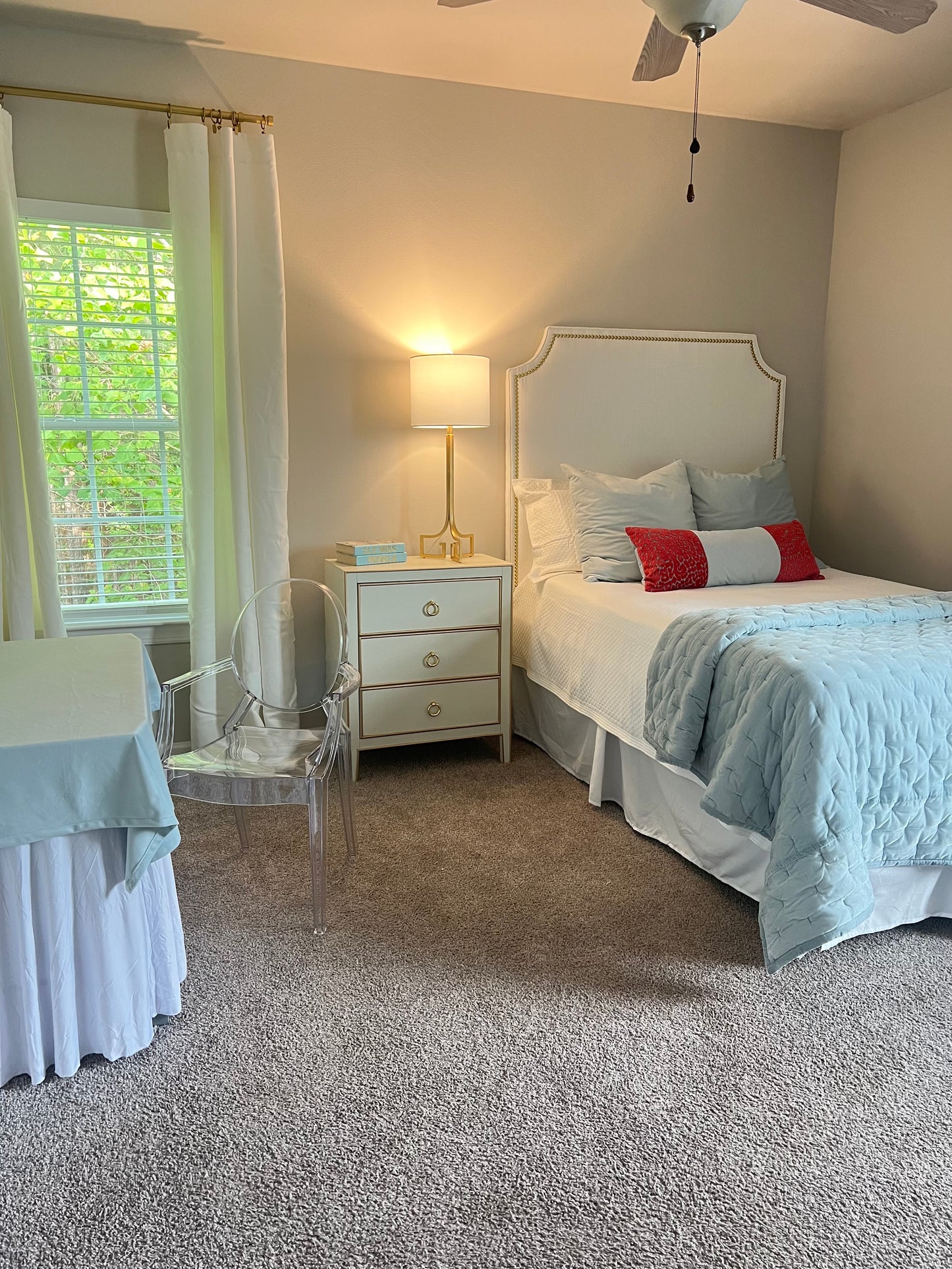 Ice Blue Velvet Quilt